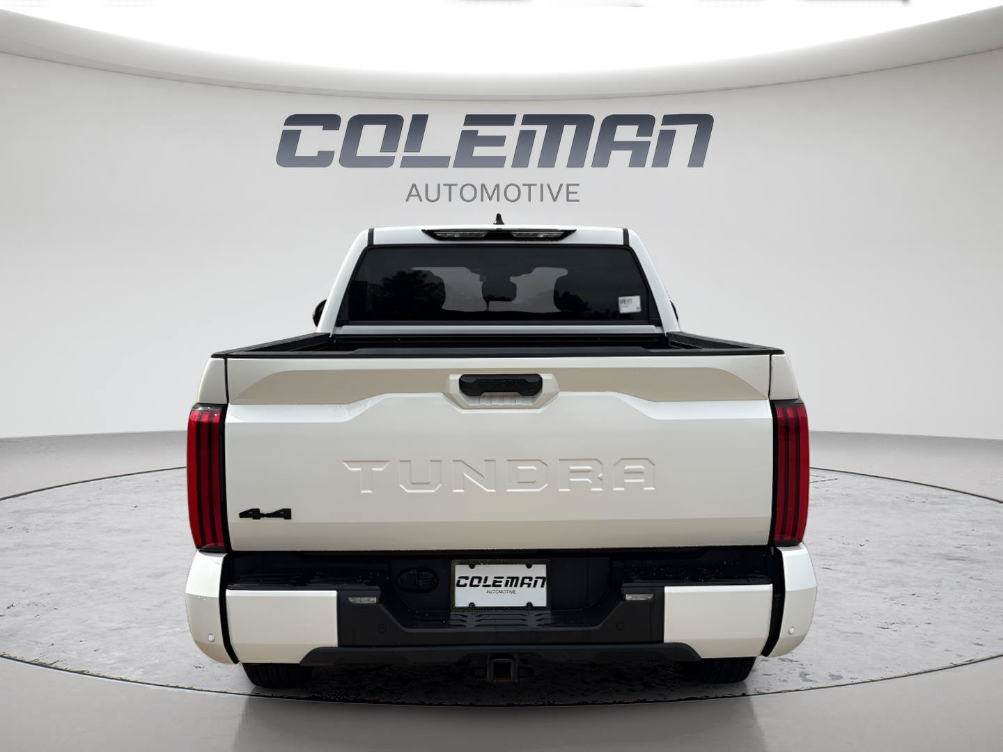 Used 2024 Toyota Tundra SR5 w/ SR5 Convenience Package AWD/4WD image 6