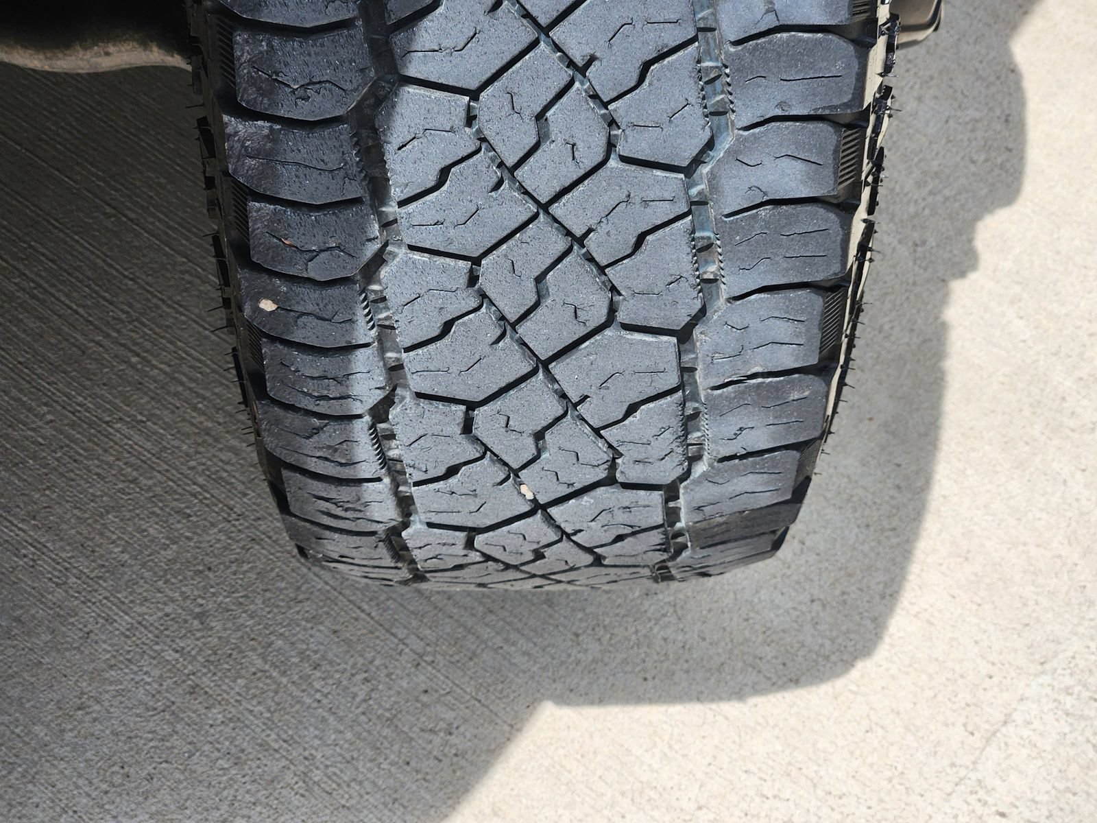 Used 2022 RAM 3500 Laramie w/ Night Edition AWD/4WD image 12