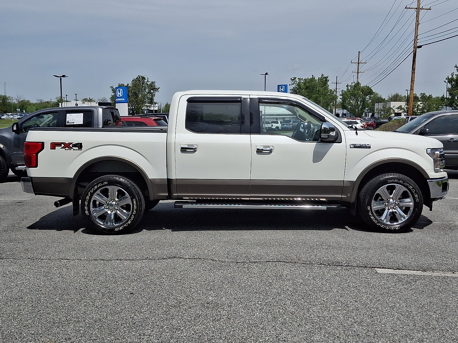 Used 2020 Ford F150 Lariat w/ Equipment Group 502A Luxury image 7