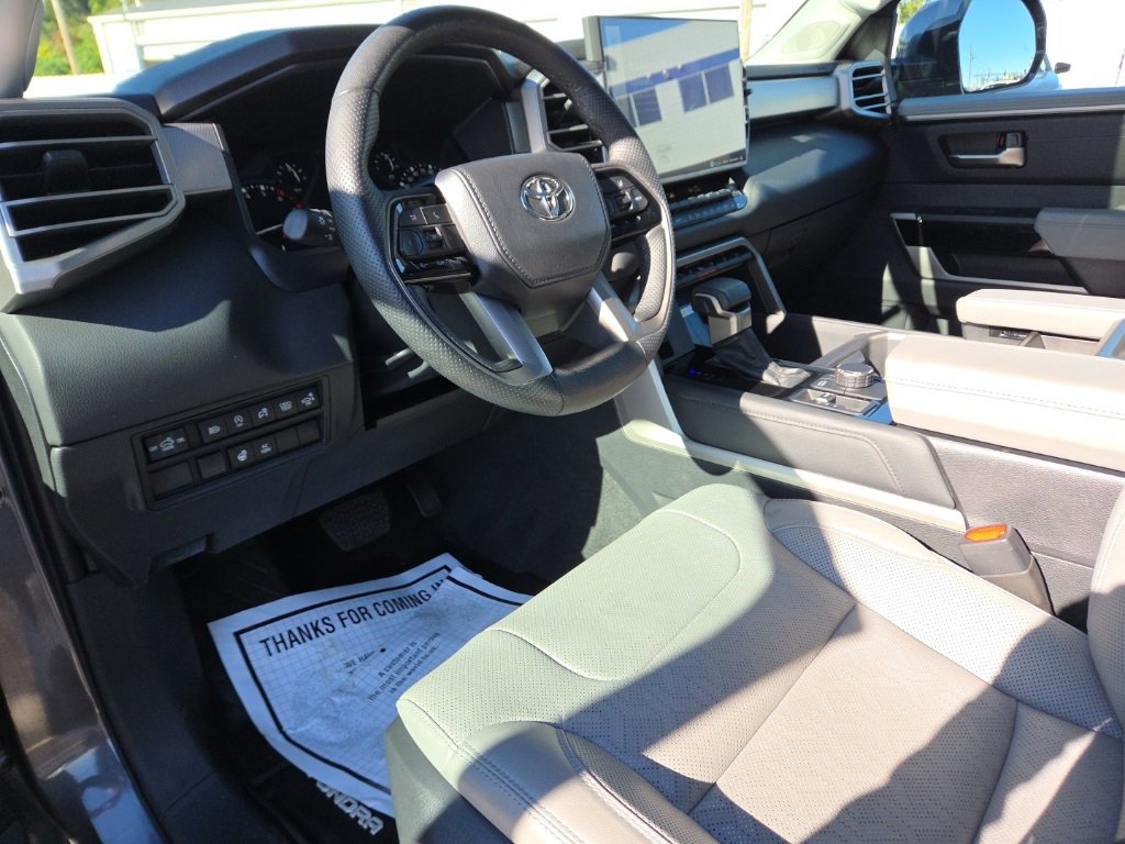 Used 2023 Toyota Tundra Limited image 16