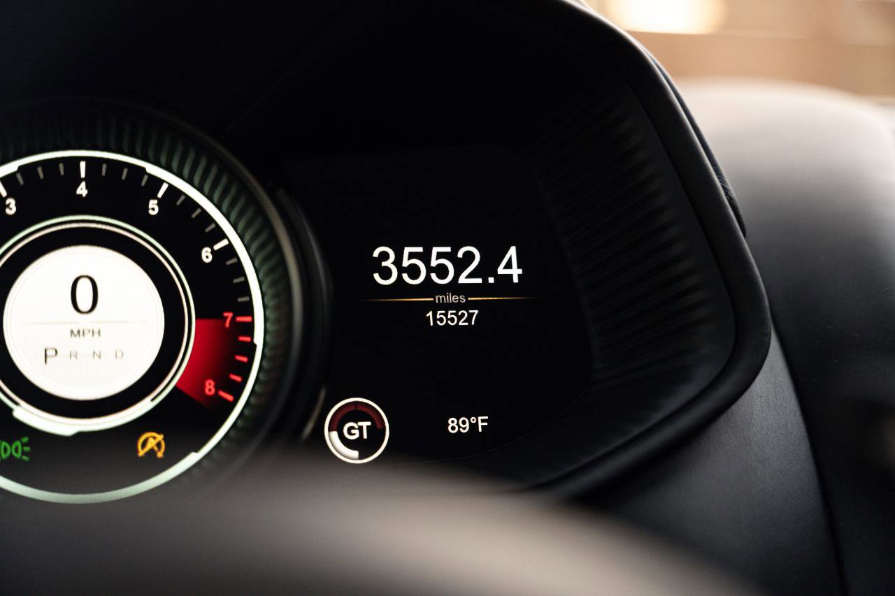 Used 2018 Aston Martin DB11 Coupe image 63