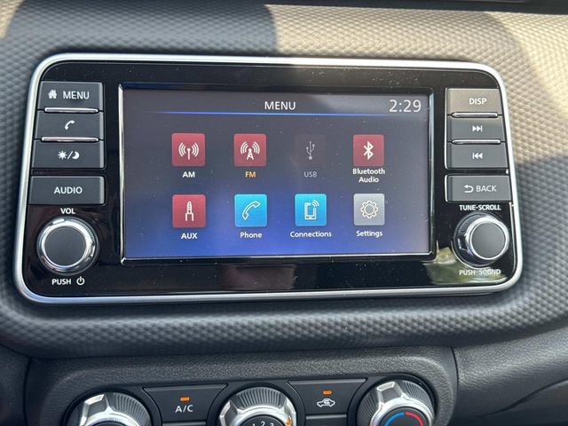 New 2025 Nissan Kicks Play S image 28