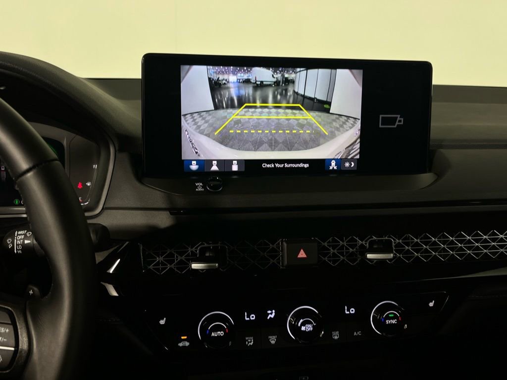 Used 2025 Honda Accord Sport image 16