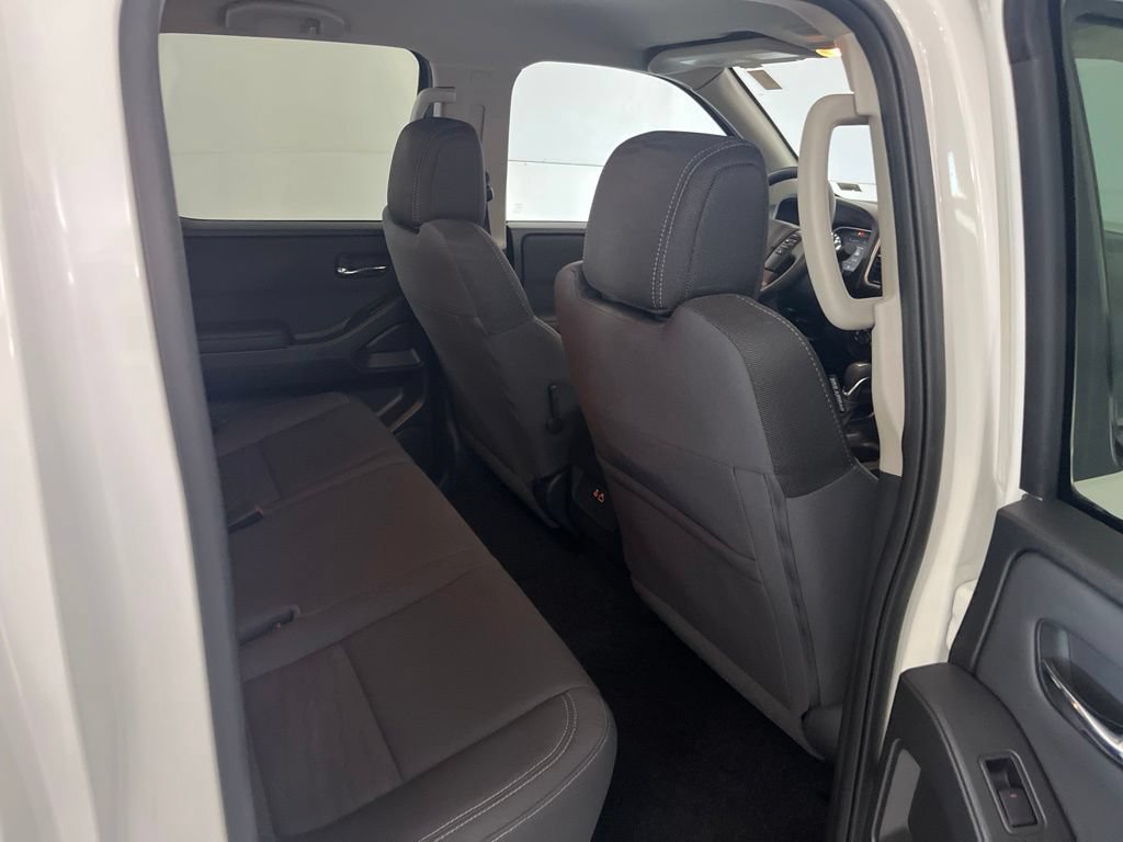 Used 2024 Nissan Frontier SV w/ Technology Package AWD/4WD image 23