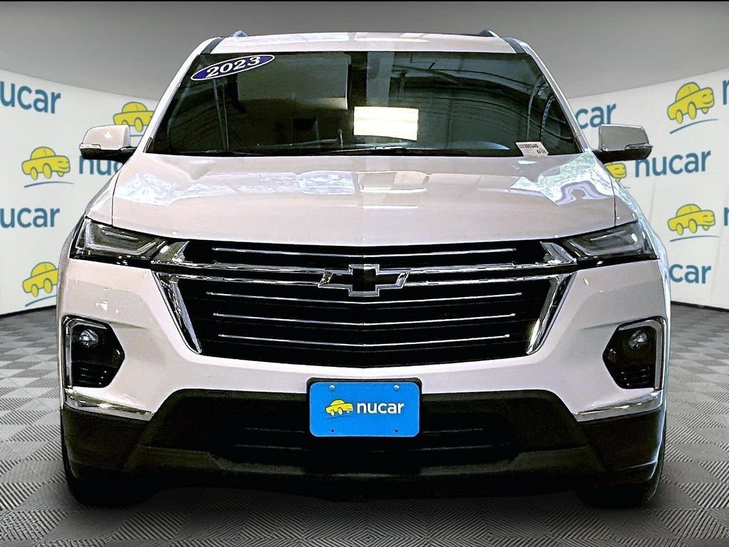 Used 2023 Chevrolet Traverse LT w/ LPO, Floor Liner Package AWD/4WD image 2