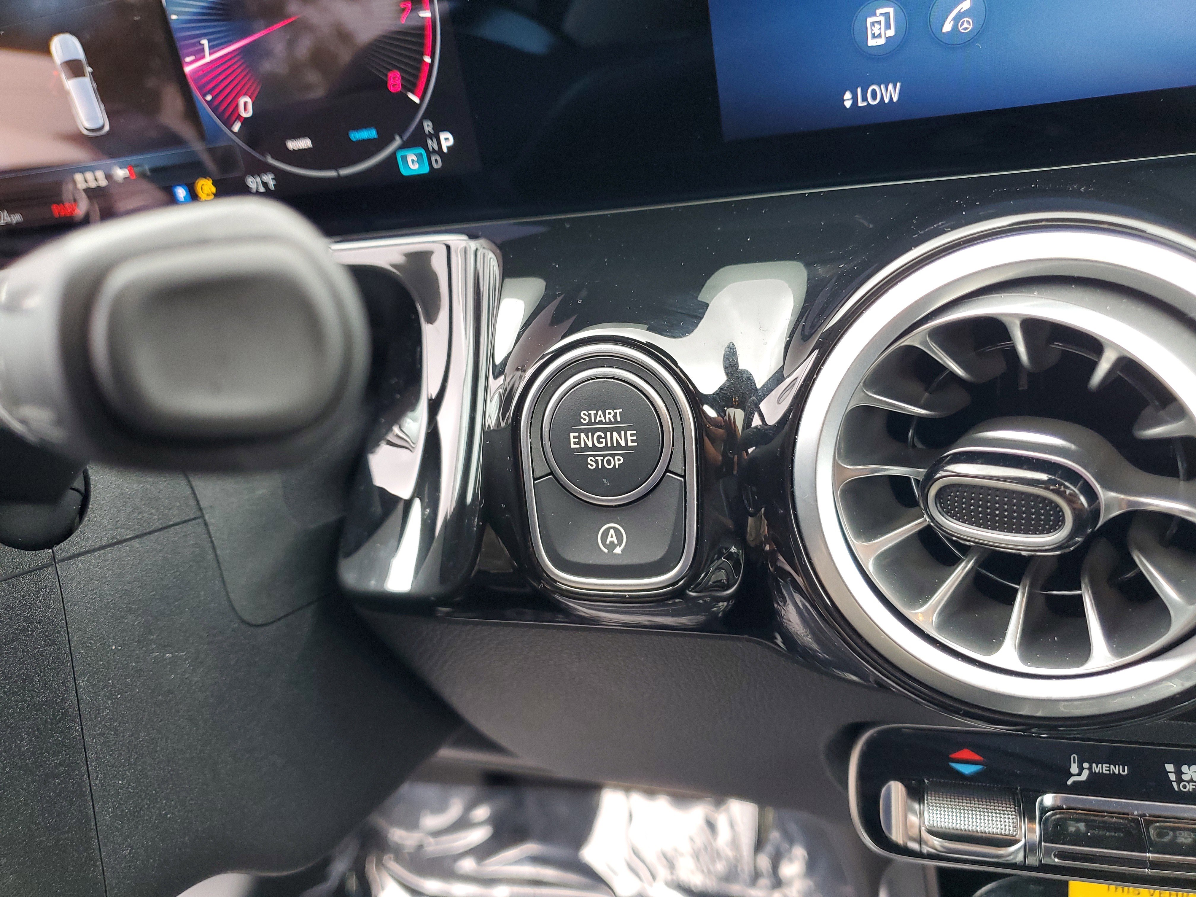 Used 2025 Mercedes-Benz GLA 250 GLA 250 image 35