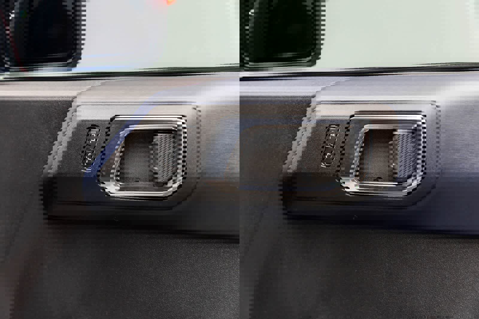 Used 2025 Ford Bronco Raptor w/ Interior Carbon Fiber Pack image 41