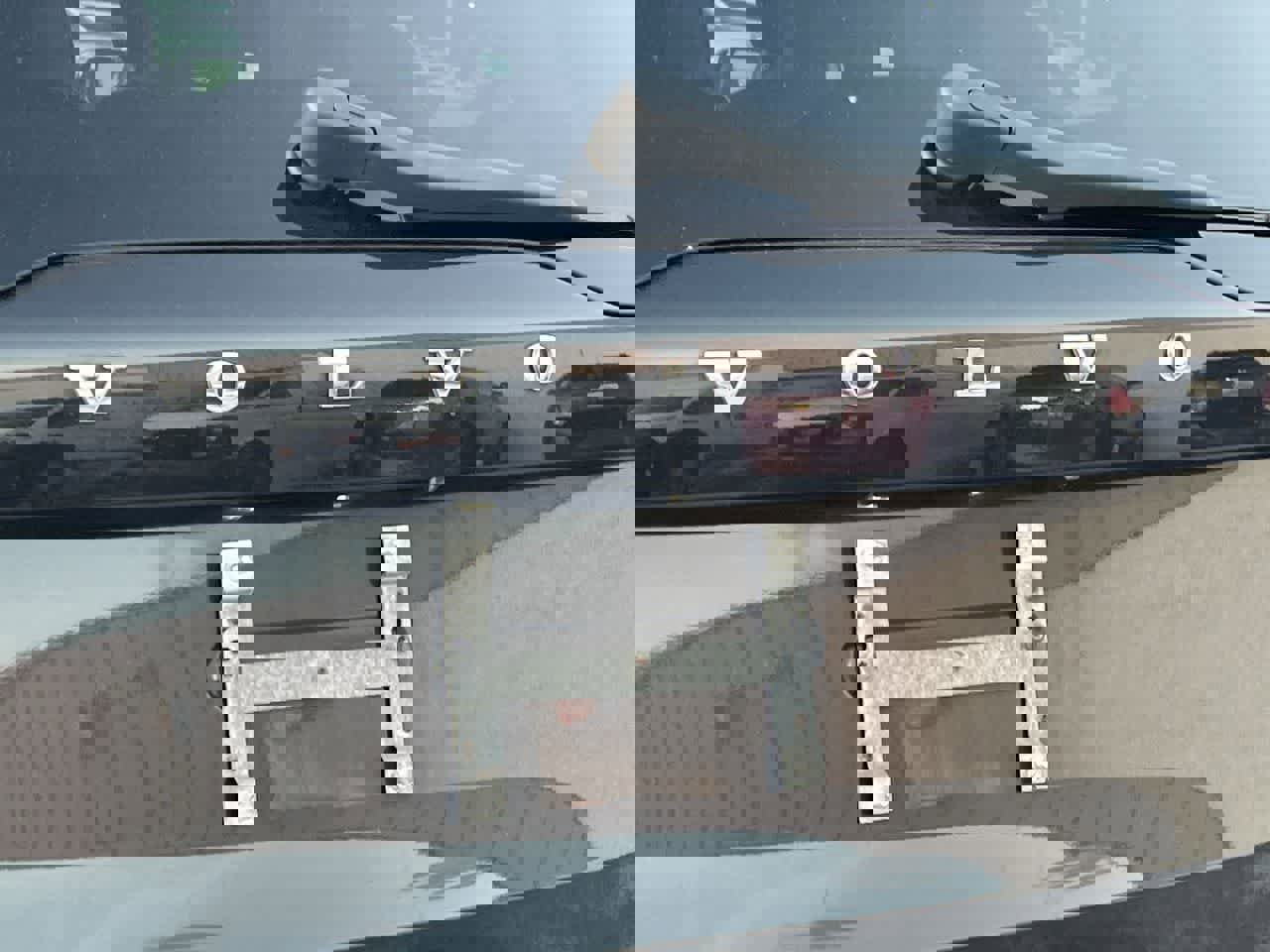 Used 2017 Volvo XC90 T6 Momentum w/ Vision Package image 44