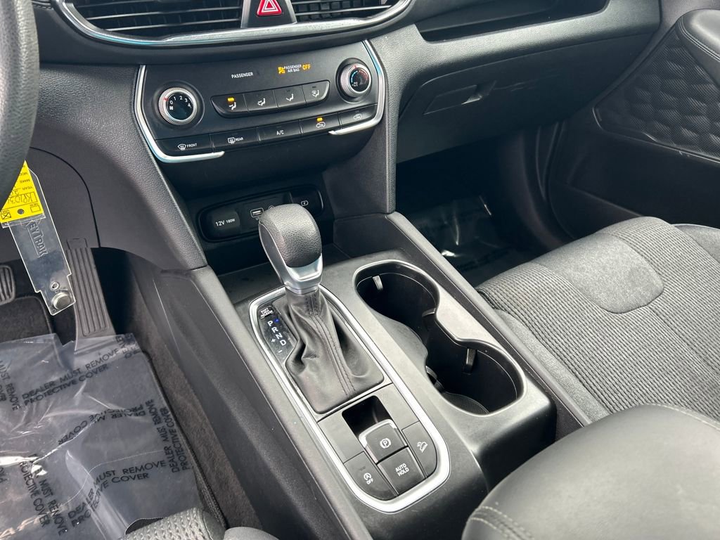 Used 2020 Hyundai Santa Fe SE w/ Cargo Package image 16