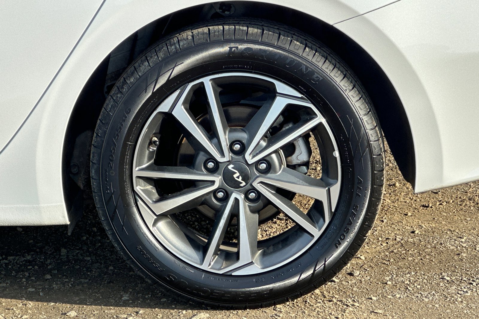 Used 2023 Kia Forte LXS image 24