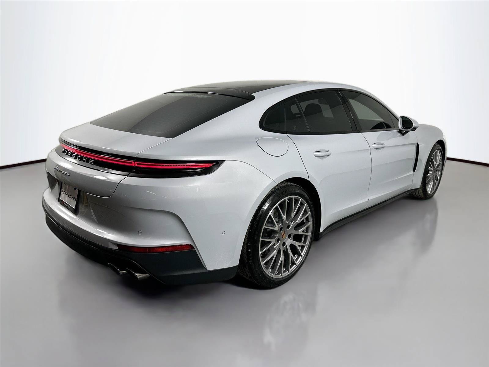 Certified 2026 Porsche Panamera 4 AWD/4WD image 7