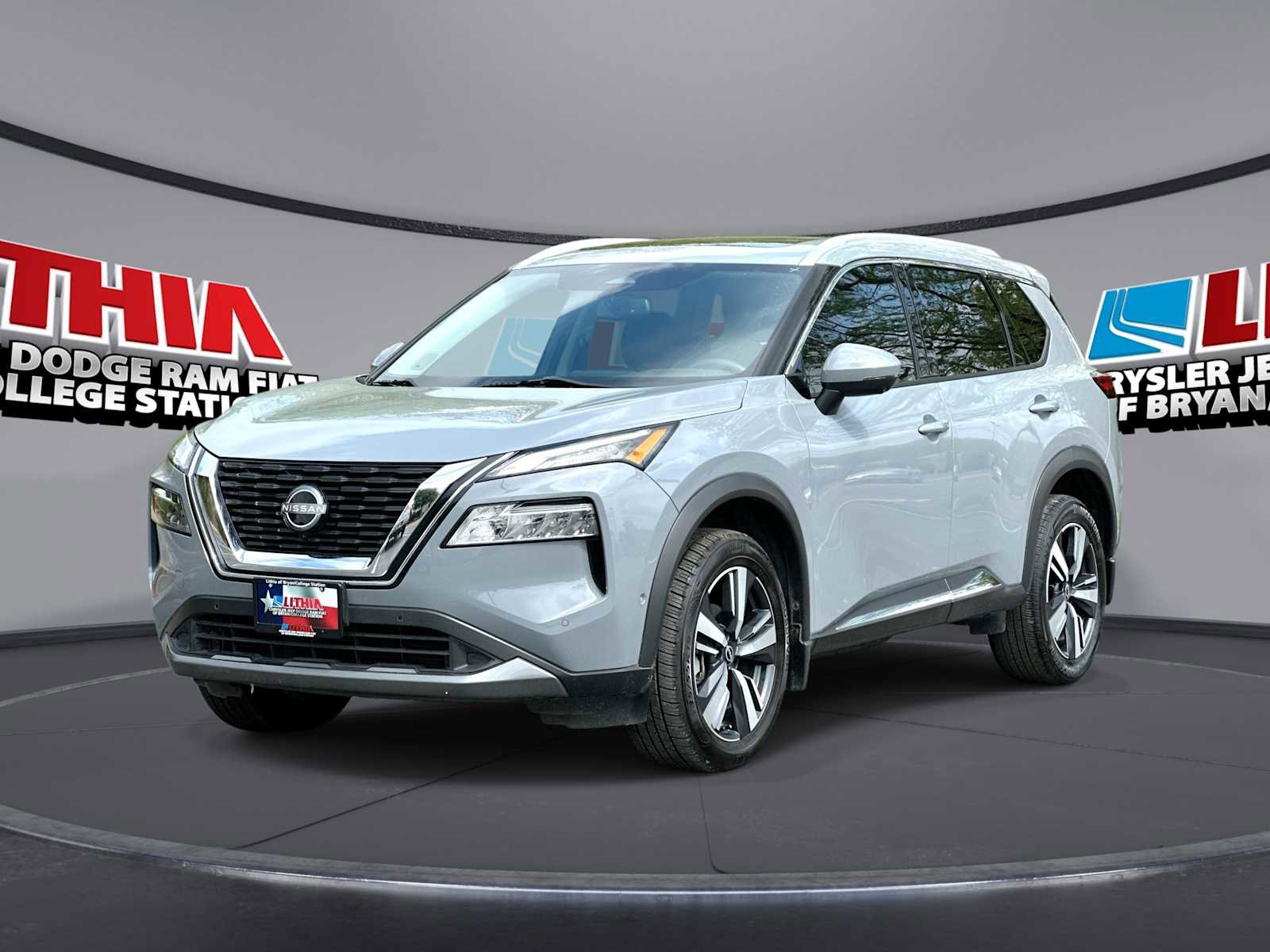 Used 2023 Nissan Rogue SL w/ SL Premium Package