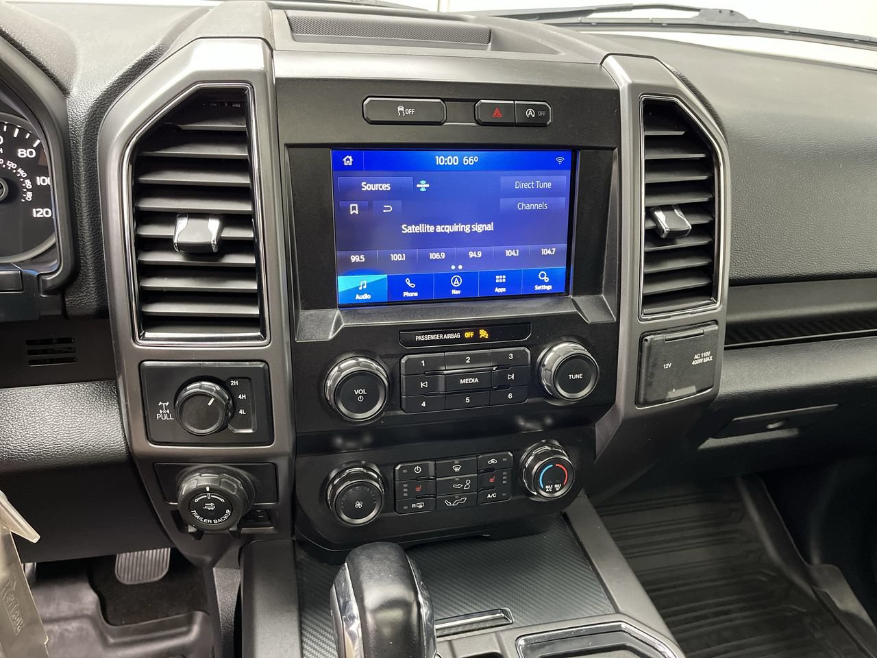 Used 2020 Ford F150 XLT w/ Equipment Group 302A Luxury AWD/4WD image 19