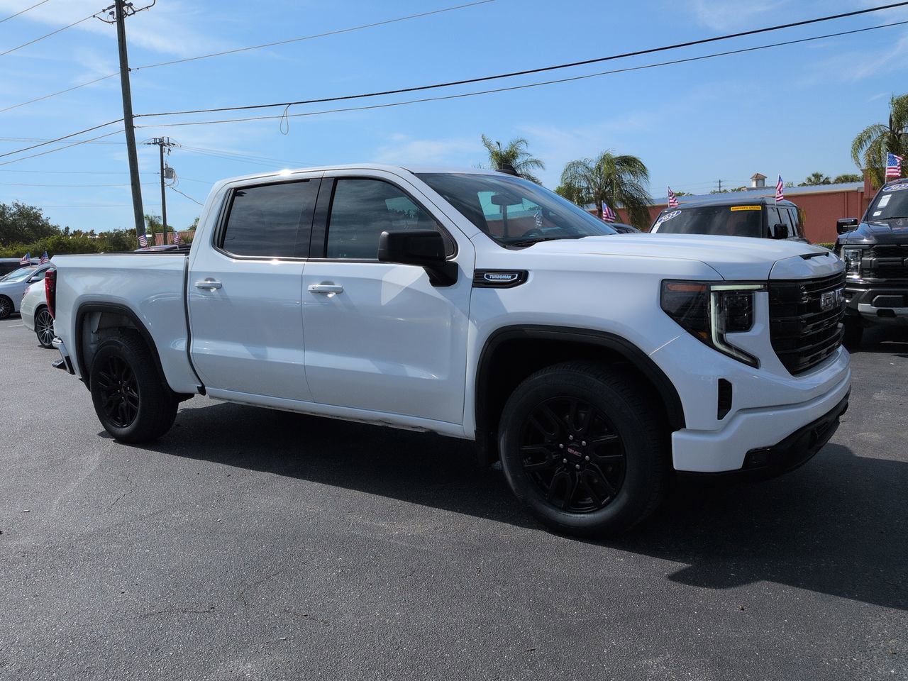 Used 2024 GMC Sierra 1500 Elevation RWD image 2