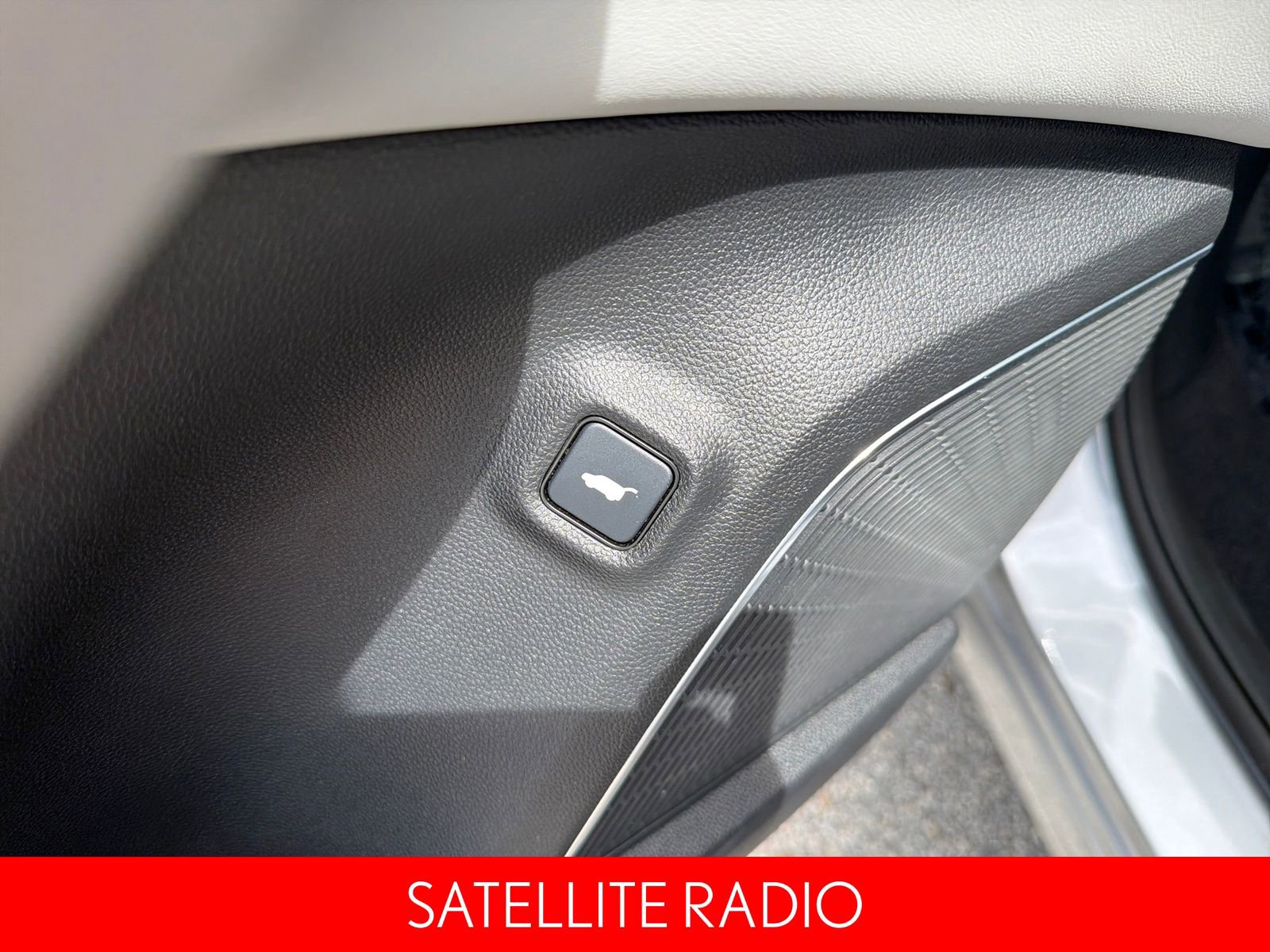 Used 2023 Acura MDX FWD w/ Technology Package image 21