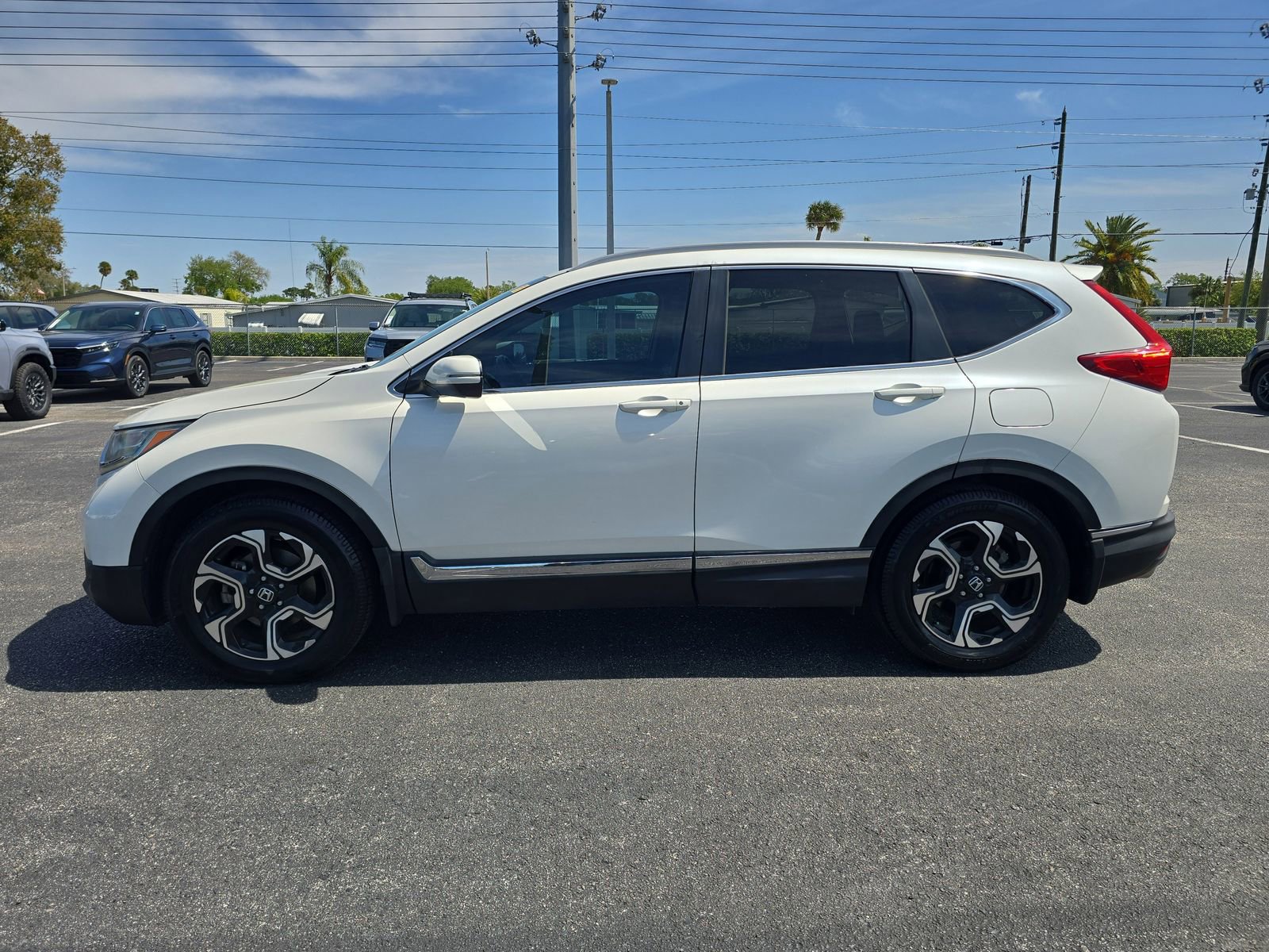 Used 2018 Honda CR-V Touring image 6