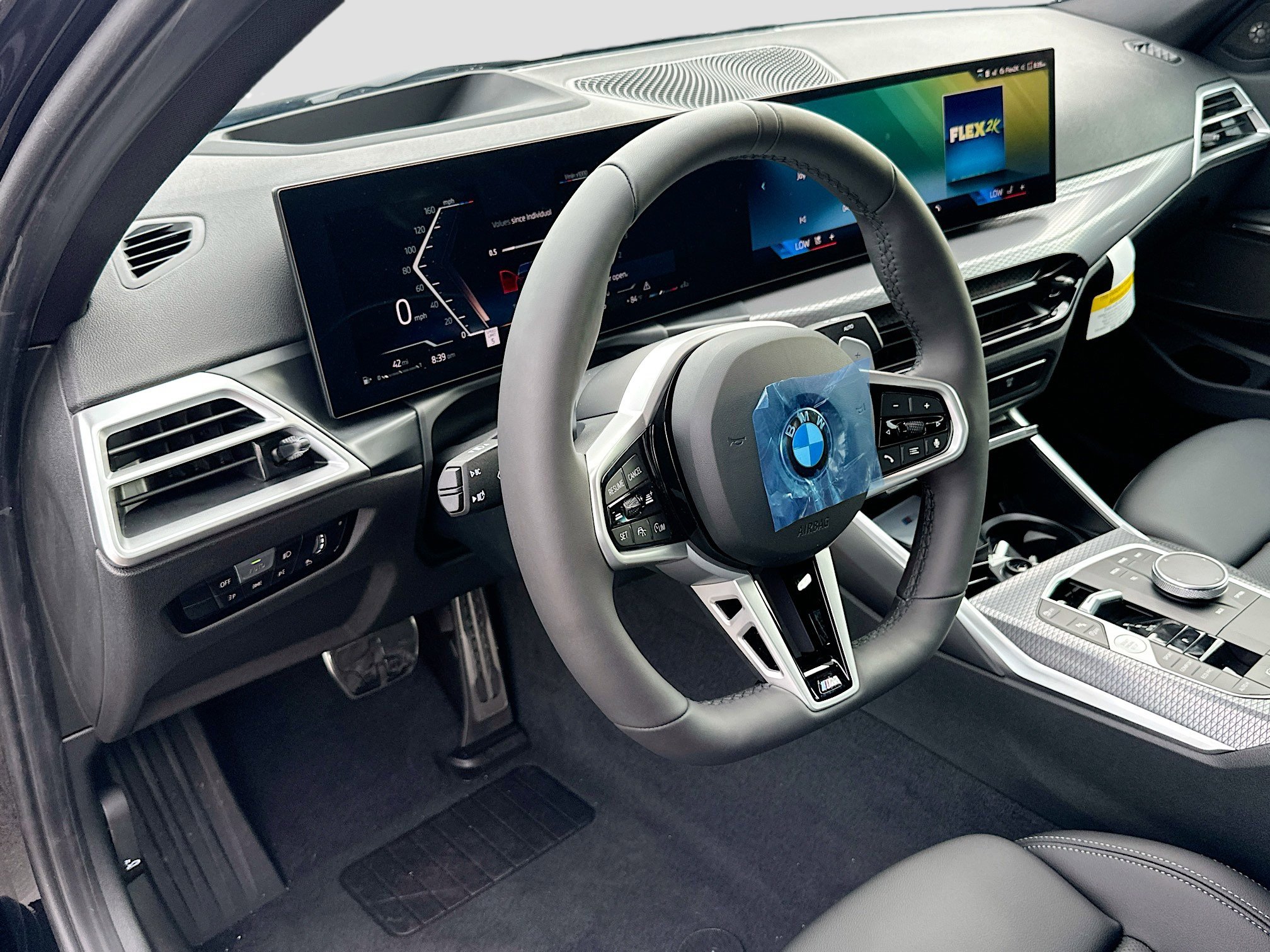 New 2026 BMW 330i Sedan w/ M Sport Package RWD image 7