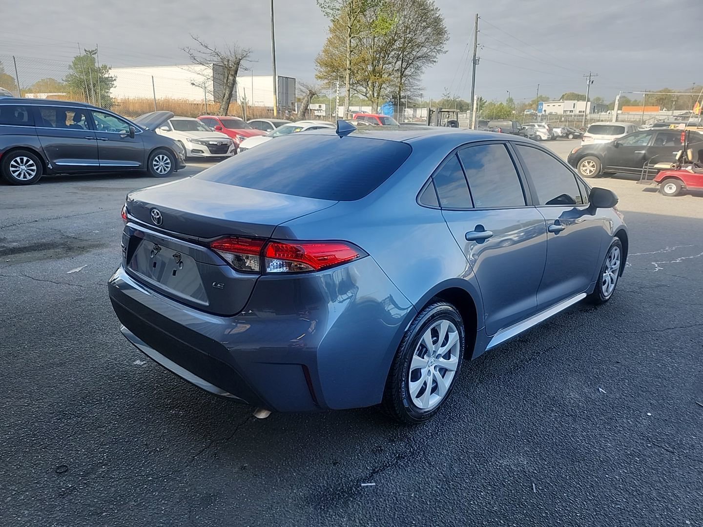 Used 2023 Toyota Corolla LE image 4