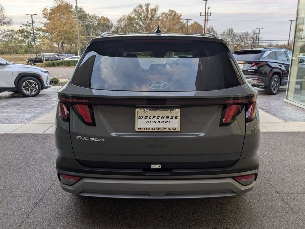New 2026 Hyundai Tucson SEL Plus FWD image 2