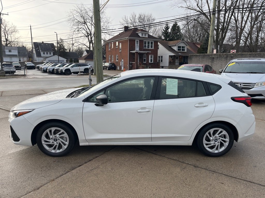 Certified 2025 Subaru Impreza 2.0i image 8