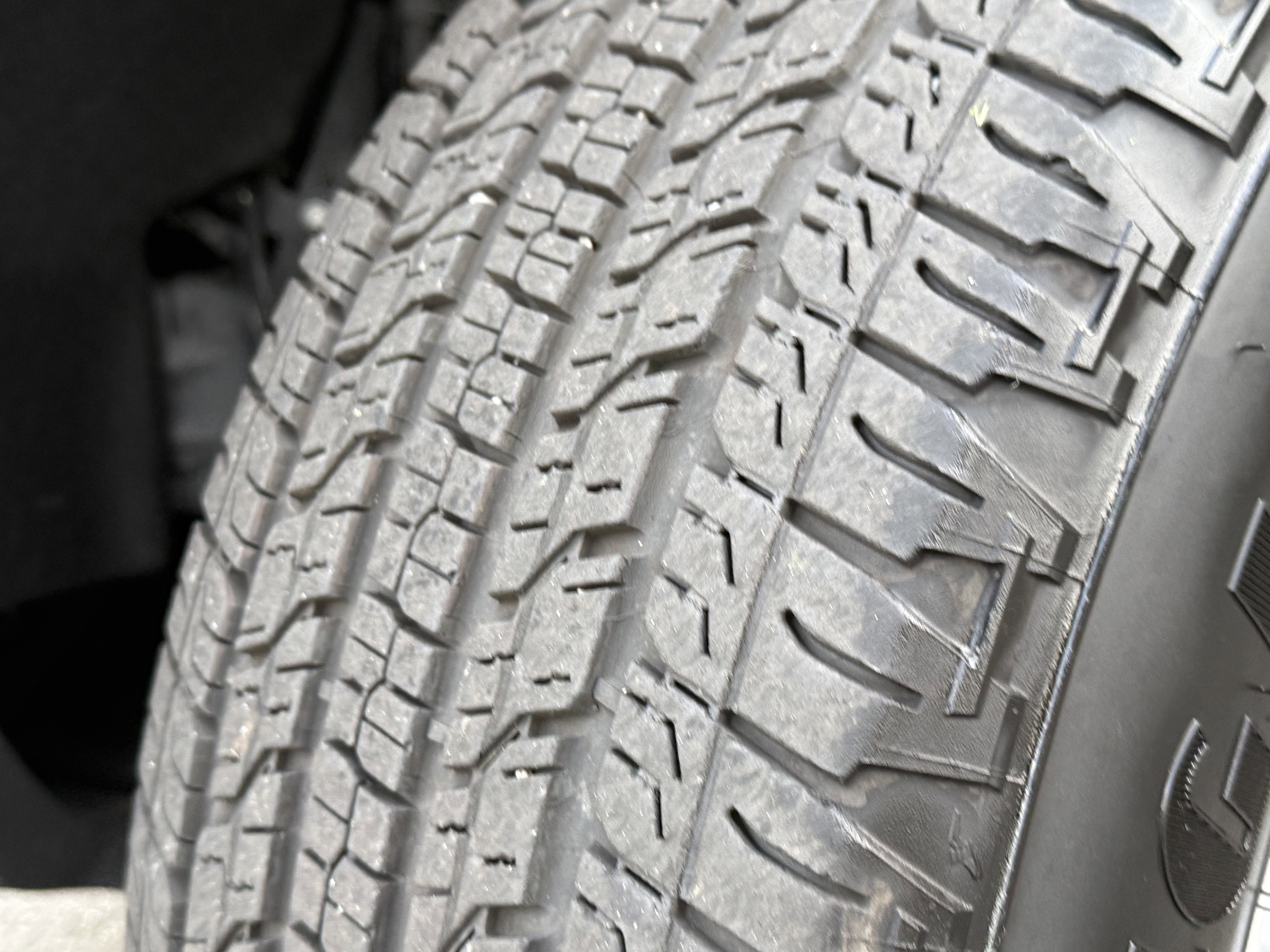 Used 2024 Chevrolet Colorado W/T image 28