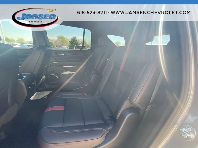 New 2026 Chevrolet Traverse RS w/ LPO, Floor Liner Package FWD image 25