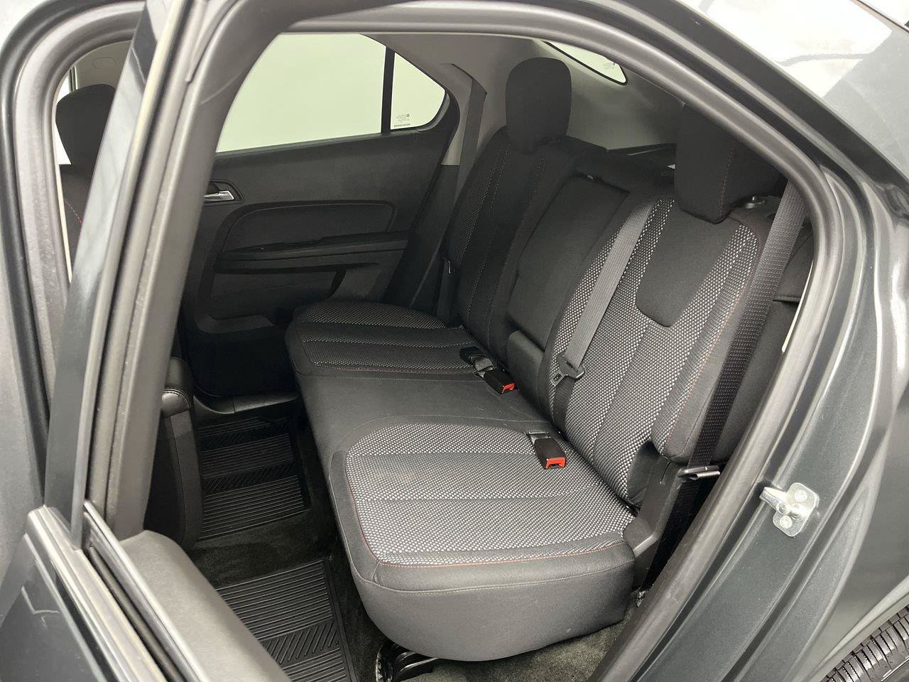 Used 2017 Chevrolet Equinox LT w/ Convenience Package AWD/4WD image 10
