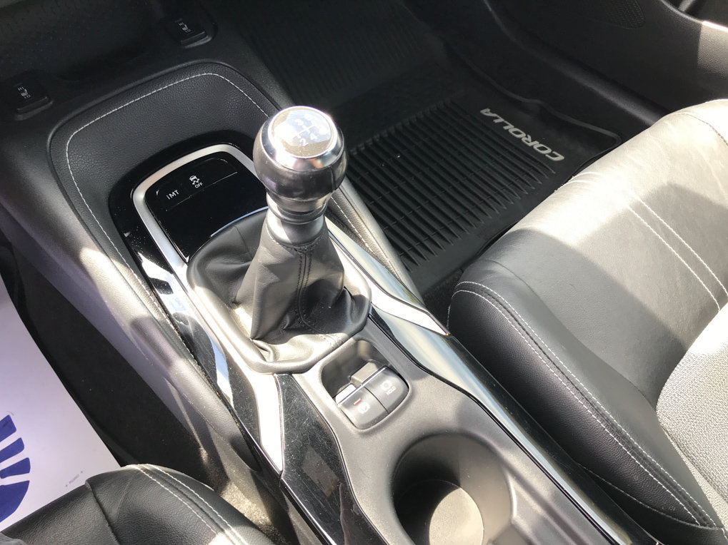 Used 2019 Toyota Corolla XSE FWD image 22