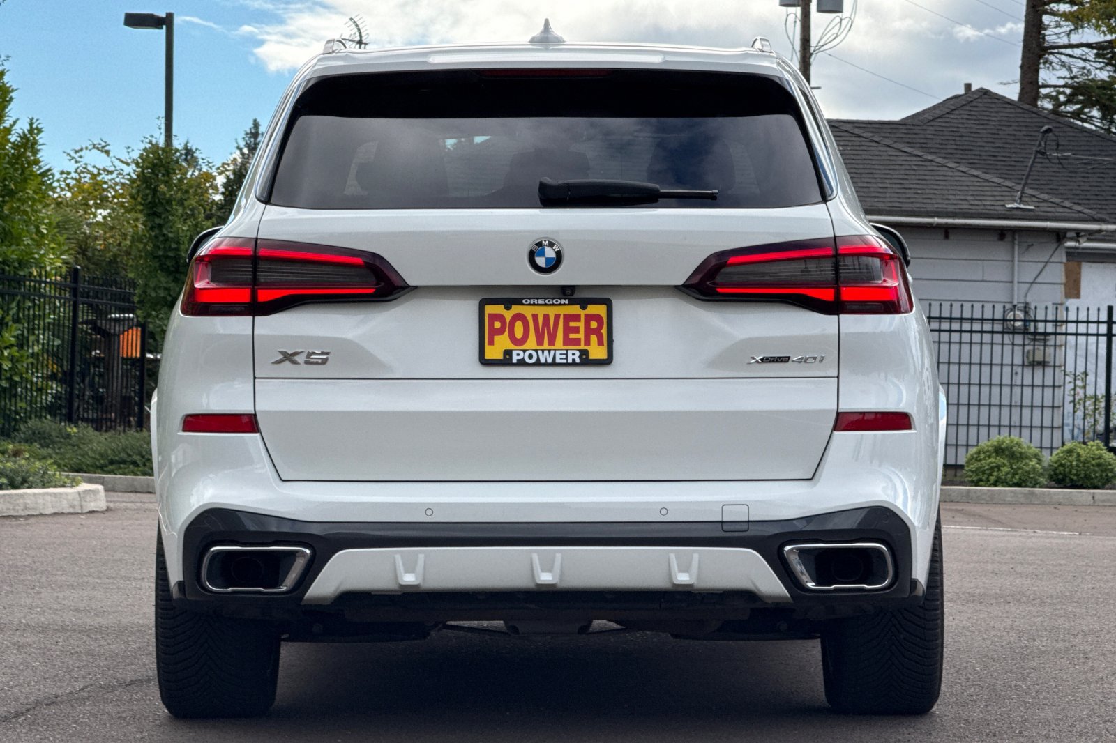 Used 2021 BMW X5 xDrive40i w/ M Sport Package AWD/4WD image 5
