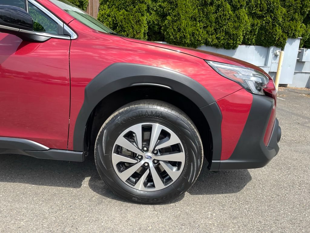 Used 2024 Subaru Outback Premium AWD/4WD image 12