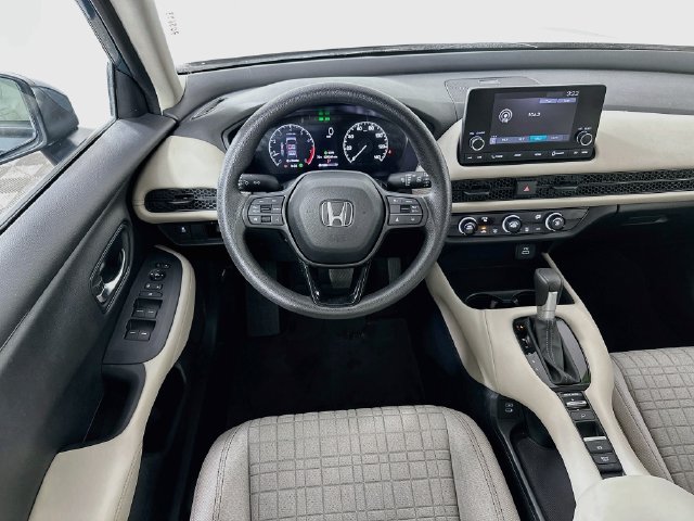 Used 2024 Honda HR-V LX image 3