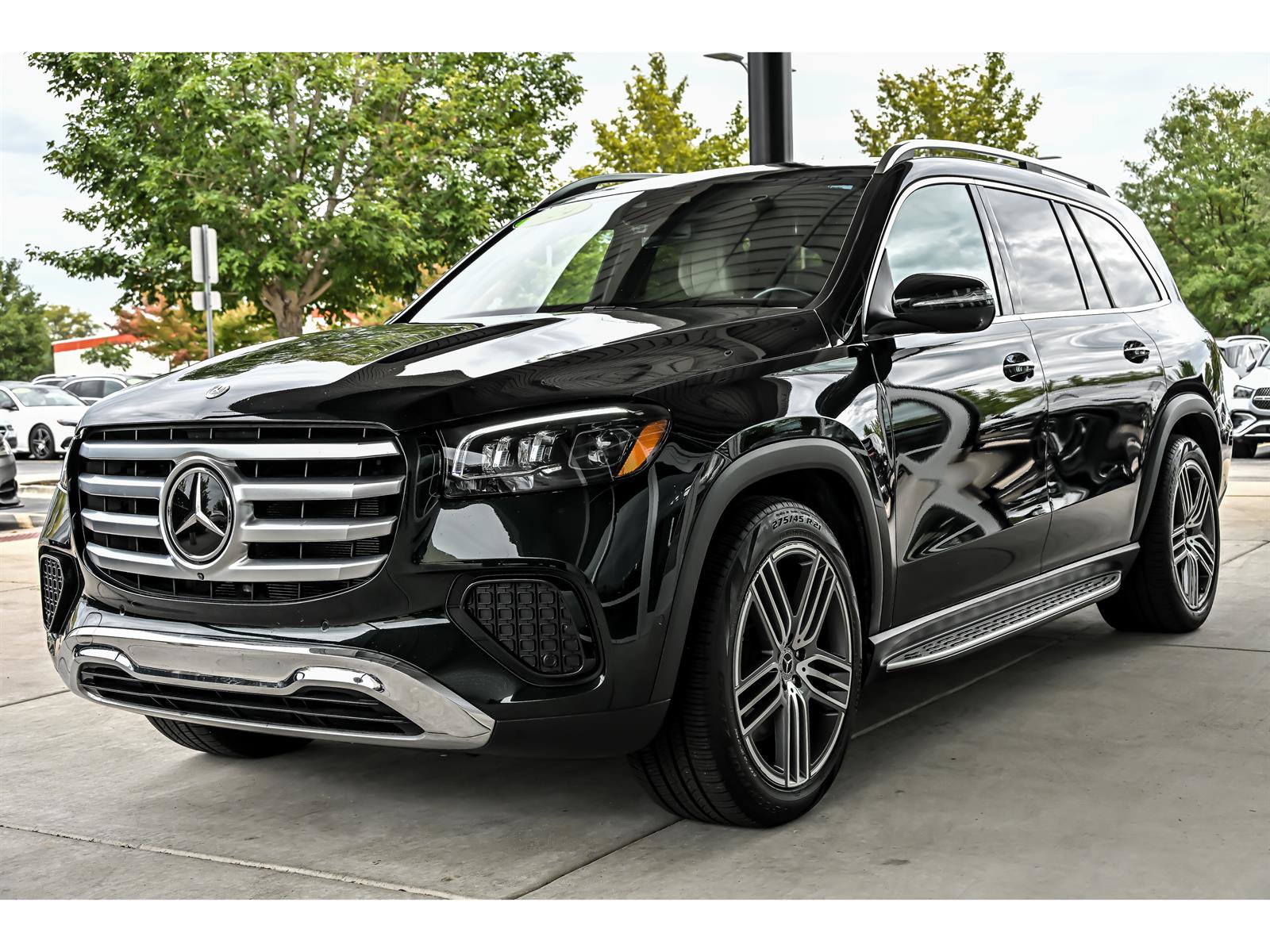 Certified 2024 Mercedes-Benz GLS 450 4MATIC image 5