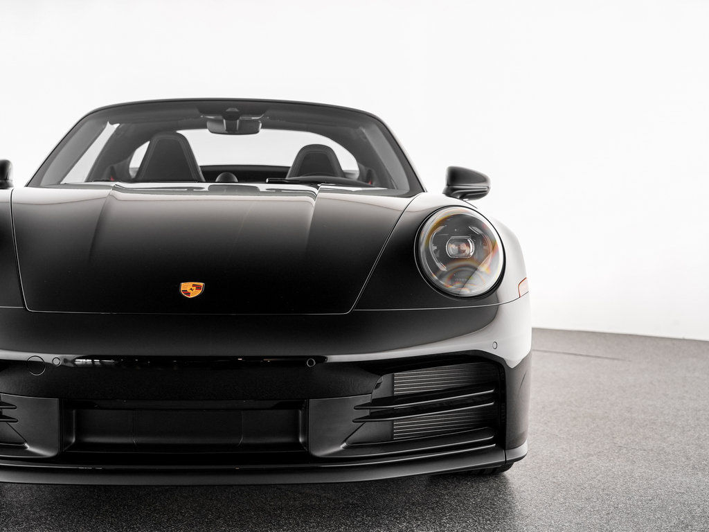 Used 2026 Porsche 911 Targa 4S w/ Sport Chrono Package AWD/4WD image 47