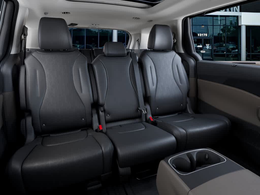 New 2026 Kia Carnival SX FWD image 16