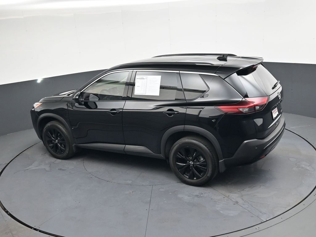 Used 2023 Nissan Rogue SV w/ SV Premium B Package image 30