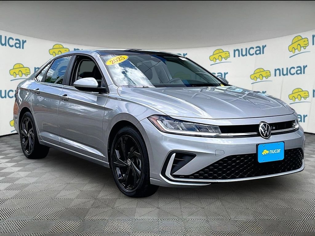 Used 2025 Volkswagen Jetta SE