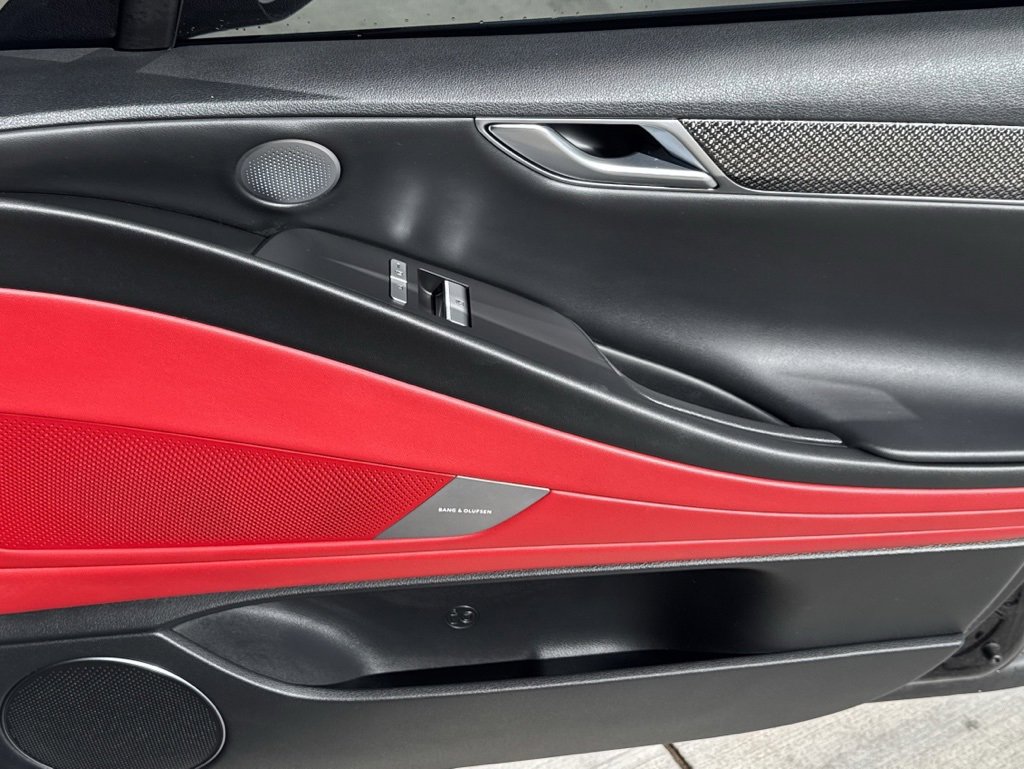 Used 2025 Genesis G80 3.5T Sport Prestige image 18