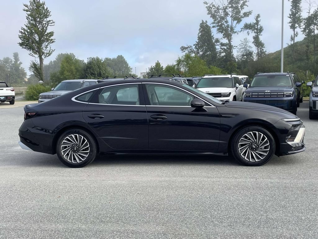 Certified 2026 Hyundai Sonata SEL FWD image 32