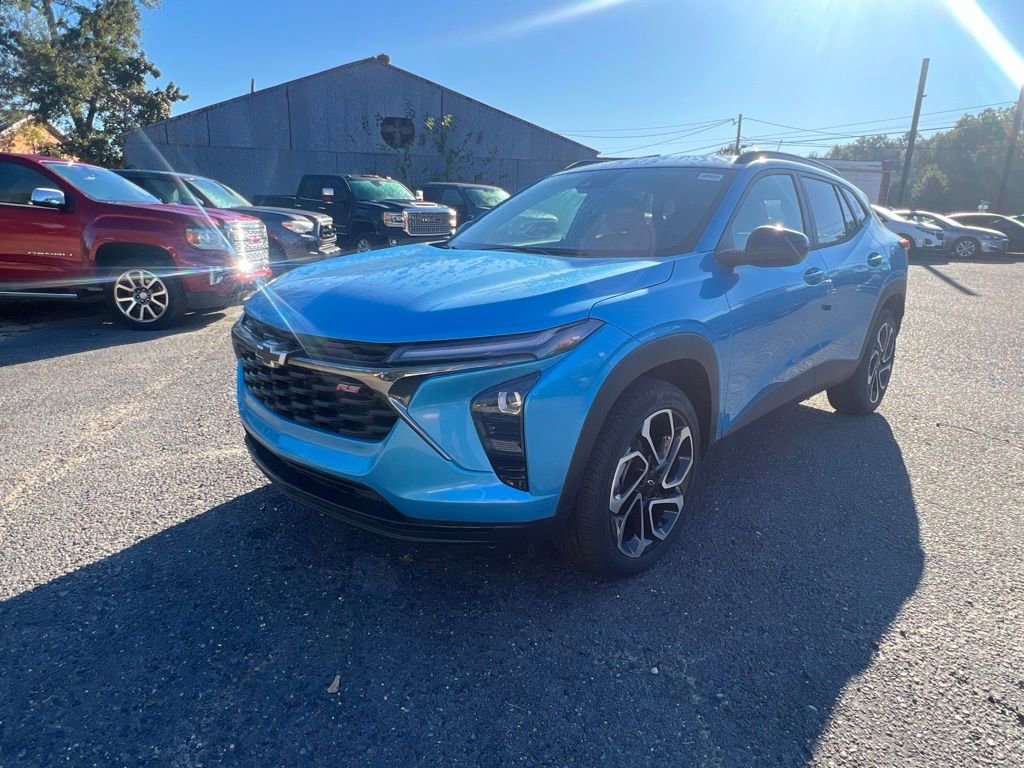 New 2025 Chevrolet Trax RS w/ Driver Confidence Package image 3