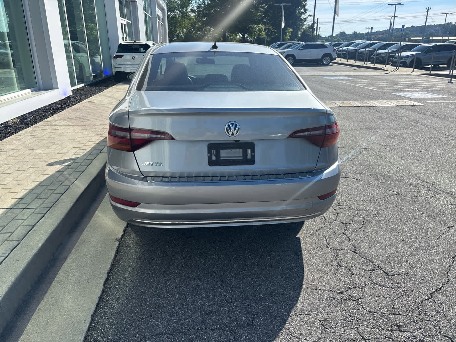Used 2019 Volkswagen Jetta SE FWD image 6
