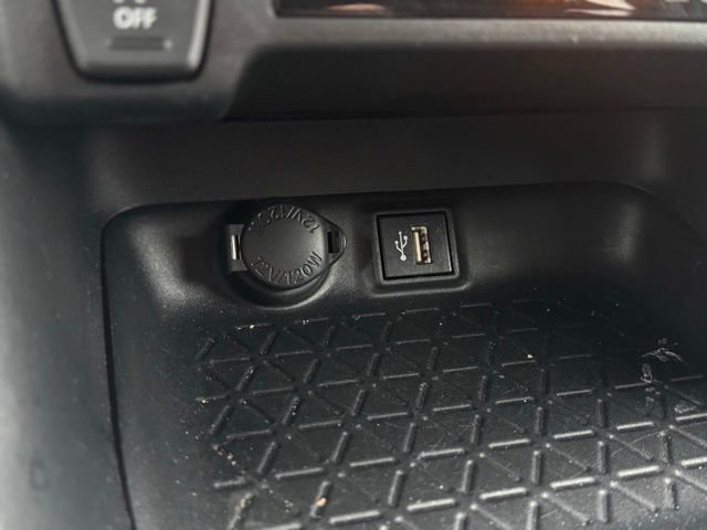 Used 2024 Toyota RAV4 LE image 29