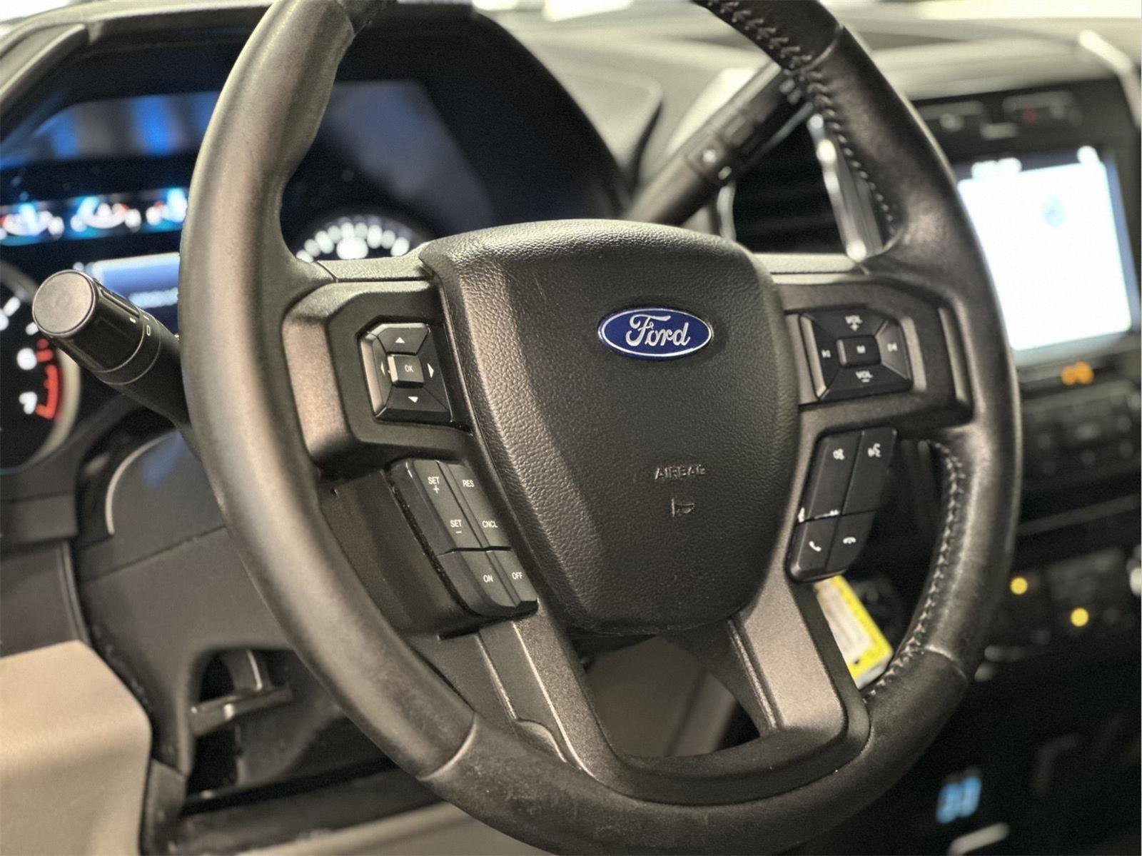 Used 2017 Ford F150 XLT w/ Equipment Group 302A Luxury image 21