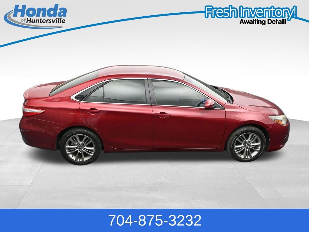 Used 2017 Toyota Camry SE FWD image 18