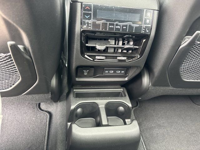 New 2026 Jeep Grand Cherokee L Limited AWD/4WD image 17