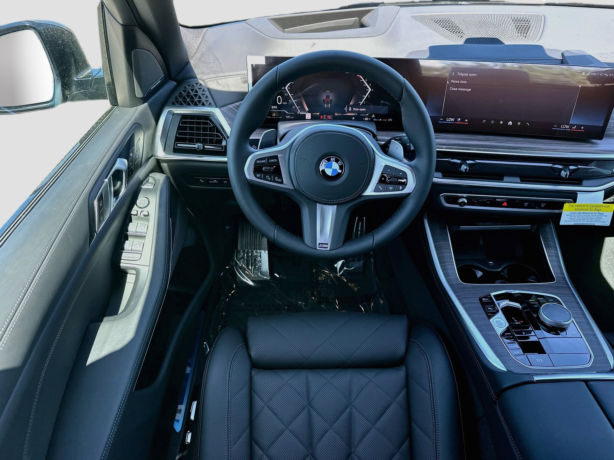 New 2026 BMW X5 xDrive40i w/ M Sport Package AWD/4WD image 17