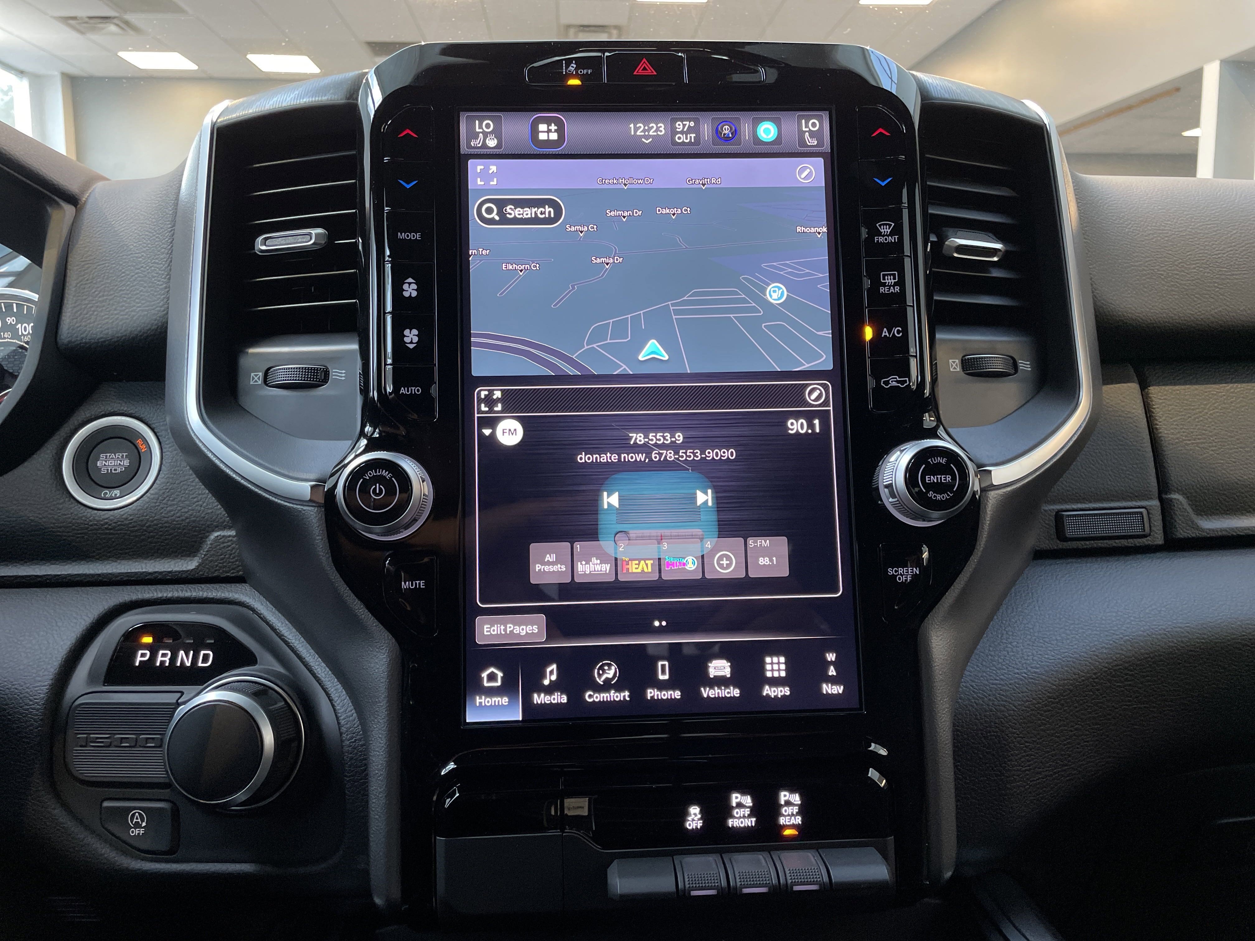 Certified 2025 RAM 1500 Big Horn image 20