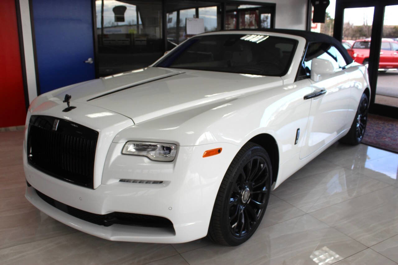Used 2019 Rolls-Royce Dawn image 2