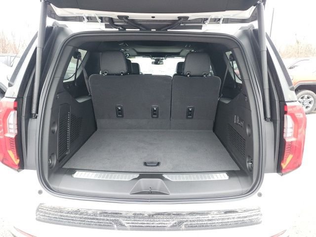 New 2026 GMC Yukon XL Denali w/ Sun & Power Step Package image 13