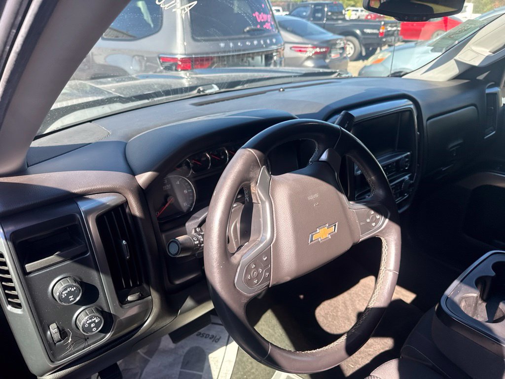 Used 2018 Chevrolet Silverado 1500 LT w/ All Star Edition AWD/4WD image 9