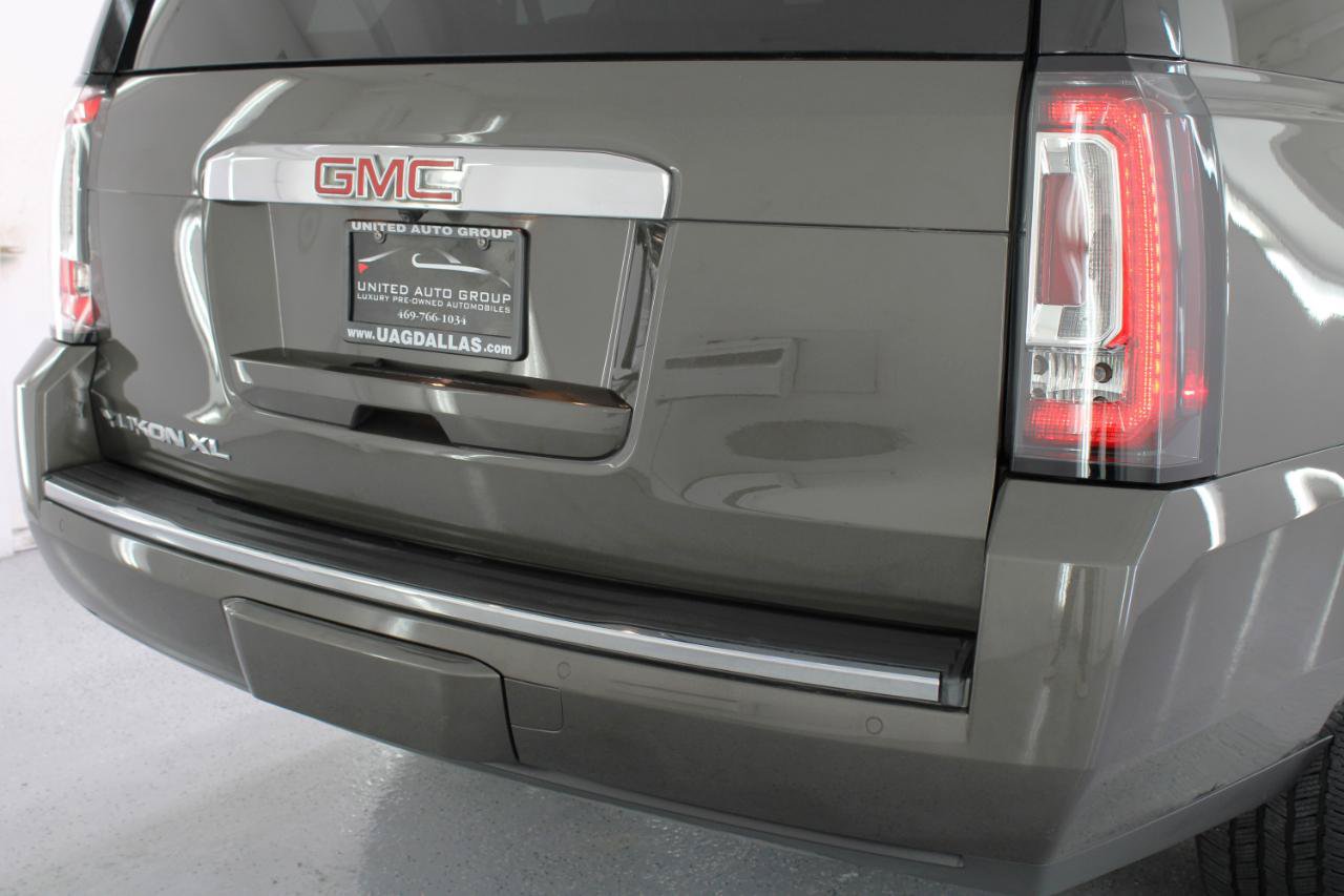 Used 2019 GMC Yukon XL Denali w/ Denali Ultimate Package AWD/4WD image 23
